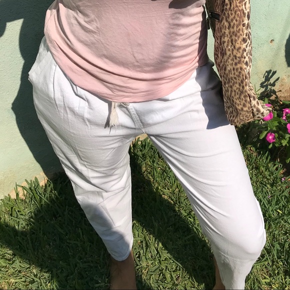 White pants☁️💦🌪🌙 - Picture 1 of 2